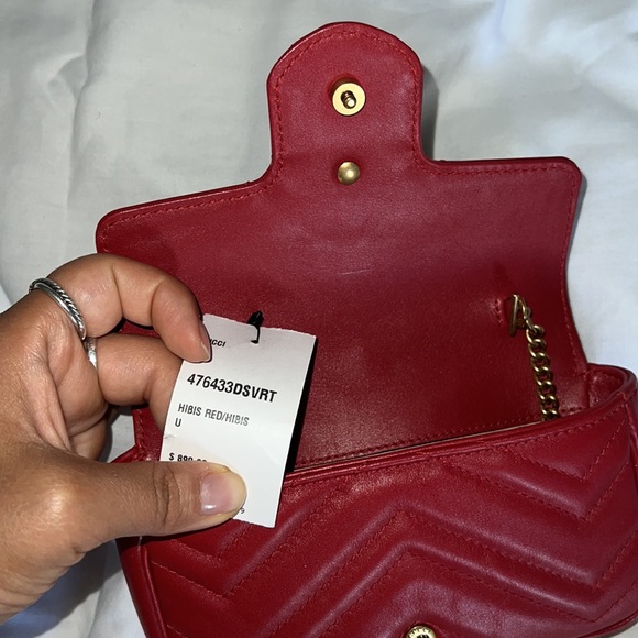 AUTHENTIC Gucci Marmont Red Flap Bag Quilted Mini ! LIKE NEW with tags - Picture 4 of 9